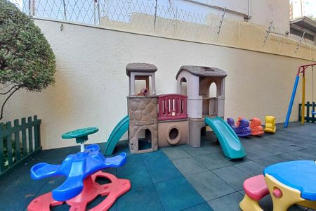 Apartamento para alugar com 189m², 3 quartos e 3 vagasÁrea comum - Playground