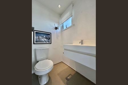 Apartamento para alugar com 189m², 3 quartos e 3 vagasLavabo