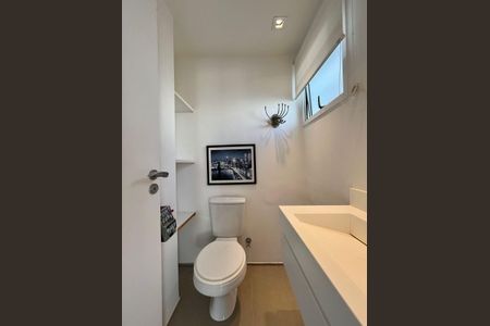 Apartamento para alugar com 189m², 3 quartos e 3 vagasLavabo