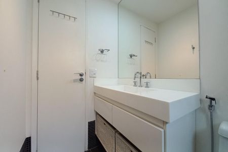 Apartamento para alugar com 189m², 3 quartos e 3 vagasBanheiro da Suíte