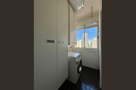 Apartamento para alugar com 189m², 3 quartos e 3 vagasÁrea de Serviço