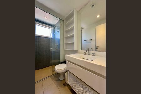 Apartamento para alugar com 189m², 3 quartos e 3 vagasBanheiro da Suíte 2