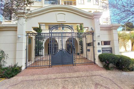 Apartamento para alugar com 189m², 3 quartos e 3 vagasFachada e Portaria 