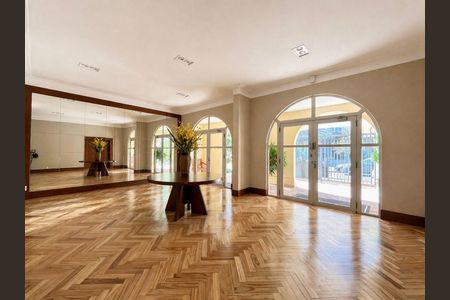 Apartamento para alugar com 189m², 3 quartos e 3 vagasÁrea Comum - Hall de entrada