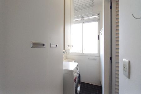 Apartamento para alugar com 189m², 3 quartos e 3 vagasÁrea de Serviço