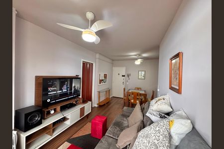 Sala de apartamento para alugar com 2 quartos, 56m² em Barra da Tijuca, Rio de Janeiro