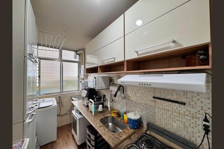 Apartamento para alugar com 56m², 2 quartos e 1 vaga Apartamento para alugar com 56m², 2 quartos e 1 vagaCozinha e Área de Serviço