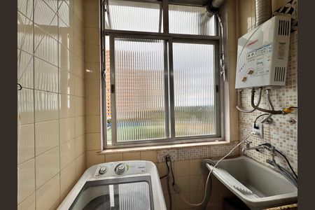 Apartamento para alugar com 56m², 2 quartos e 1 vaga Apartamento para alugar com 56m², 2 quartos e 1 vagaCozinha e Área de Serviço