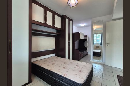 Studio para alugar com 50m², 1 quarto e 1 vaga Studio para alugar com 50m², 1 quarto e 1 vagaQuarto