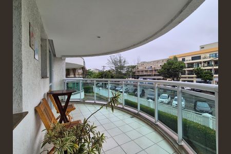 Varanda  de kitnet/studio à venda com 1 quarto, 50m² em Recreio dos Bandeirantes, Rio de Janeiro