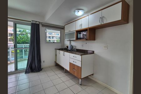 Studio para alugar com 50m², 1 quarto e 1 vaga Studio para alugar com 50m², 1 quarto e 1 vagaCozinha