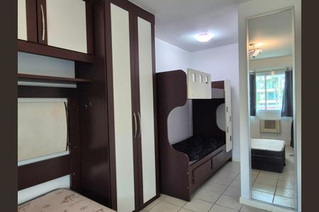 Studio para alugar com 50m², 1 quarto e 1 vaga Studio para alugar com 50m², 1 quarto e 1 vagaQuarto