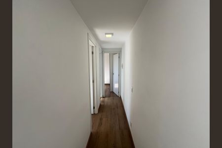 Apartamento à venda com 48m², 2 quartos e sem vaga Apartamento à venda com 48m², 2 quartos e sem vagaCorredor