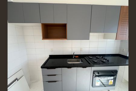 Apartamento à venda com 48m², 2 quartos e sem vaga Apartamento à venda com 48m², 2 quartos e sem vagaCozinha