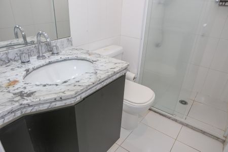 Apartamento à venda com 138m², 3 quartos e 2 vagas Apartamento à venda com 138m², 3 quartos e 2 vagasBanheiro da Suíte 2