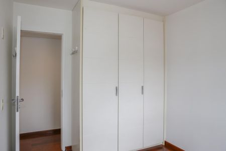 Apartamento à venda com 138m², 3 quartos e 2 vagas Apartamento à venda com 138m², 3 quartos e 2 vagasQuarto 1