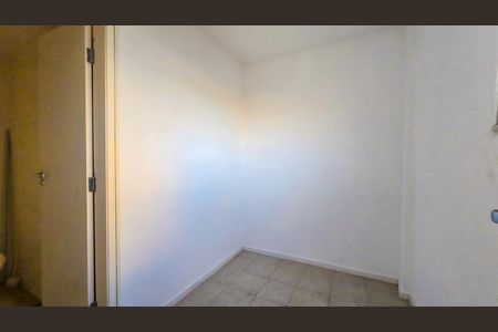 Apartamento para alugar com 60m², 2 quartos e 1 vaga Apartamento para alugar com 60m², 2 quartos e 1 vagaQuarto de Serviço