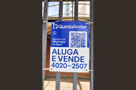 Casa à venda com 291m², 4 quartos e 2 vagas Casa à venda com 291m², 4 quartos e 2 vagasPlaca