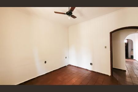 Casa à venda com 291m², 4 quartos e 2 vagas Casa à venda com 291m², 4 quartos e 2 vagasQuarto1