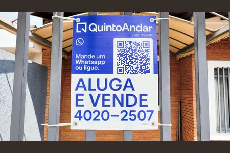Casa à venda com 291m², 4 quartos e 2 vagas Casa à venda com 291m², 4 quartos e 2 vagasPlaca