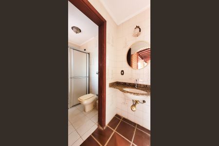 Casa à venda com 291m², 4 quartos e 2 vagas Casa à venda com 291m², 4 quartos e 2 vagasEdícula