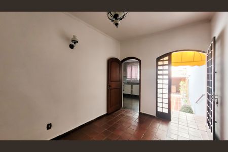 Casa à venda com 291m², 4 quartos e 2 vagas Casa à venda com 291m², 4 quartos e 2 vagasSala de Jantar