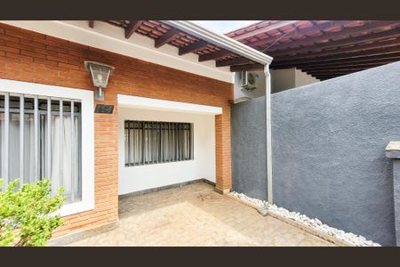 Casa à venda com 291m², 4 quartos e 2 vagas Casa à venda com 291m², 4 quartos e 2 vagasÁrea comum