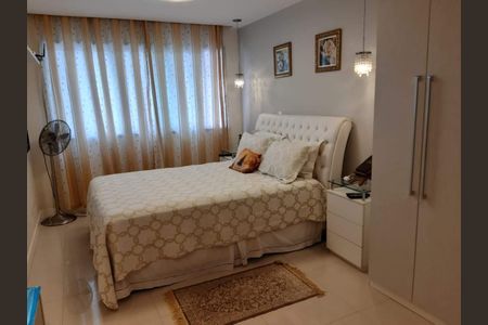 Apartamento à venda com 177m², 4 quartos e 1 vaga Apartamento à venda com 177m², 4 quartos e 1 vagaQuarto