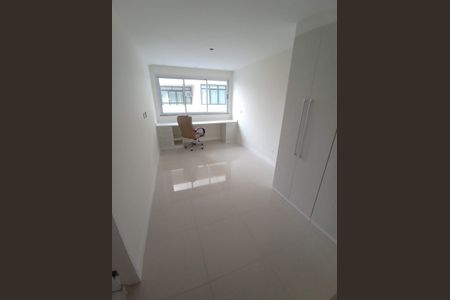 Apartamento à venda com 177m², 4 quartos e 1 vaga Apartamento à venda com 177m², 4 quartos e 1 vagaQuarto