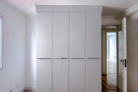 Apartamento à venda com 80m², 3 quartos e 2 vagasQuarto 1