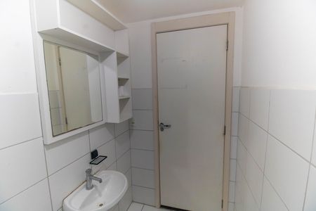 Banheiro de apartamento à venda com 2 quartos, 56m² em Fonseca, Niterói