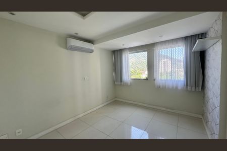 Apartamento à venda com 95m², 2 quartos e 1 vaga Apartamento à venda com 95m², 2 quartos e 1 vagaSuíte 1