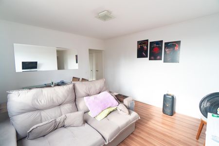 Apartamento à venda com 64m², 2 quartos e 1 vaga Apartamento à venda com 64m², 2 quartos e 1 vagaSala
