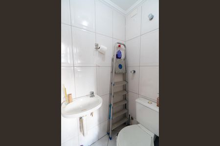 Apartamento à venda com 64m², 2 quartos e 1 vaga Apartamento à venda com 64m², 2 quartos e 1 vagaBanheiro de serviço