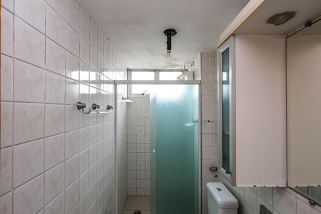 Apartamento à venda com 60m², 2 quartos e 2 vagasBanheiro