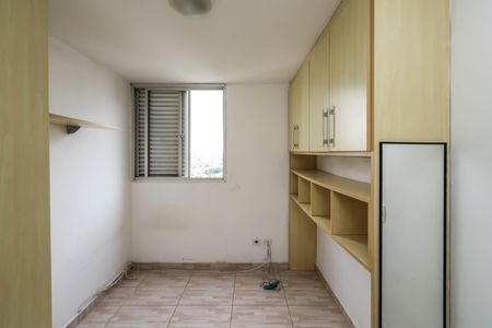 Apartamento à venda com 60m², 2 quartos e 2 vagasQuarto 2