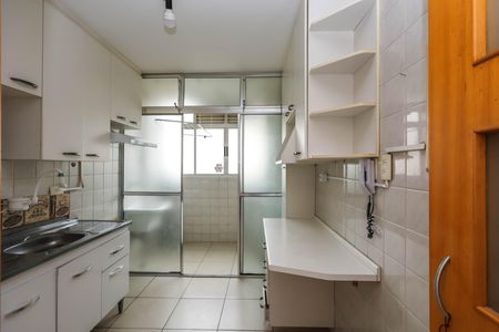 Apartamento à venda com 60m², 2 quartos e 2 vagasCozinha