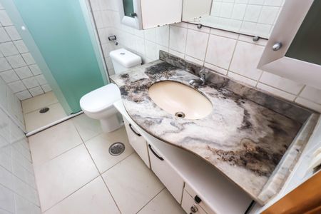 Apartamento à venda com 60m², 2 quartos e 2 vagasBanheiro