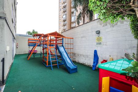 Apartamento à venda com 60m², 2 quartos e 2 vagasÁrea comum - Playground
