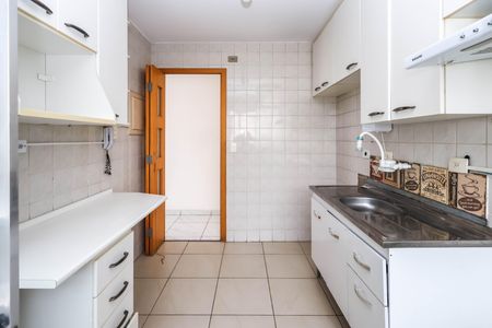 Apartamento à venda com 60m², 2 quartos e 2 vagasCozinha