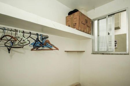 Apartamento para alugar com 55m², 2 quartos e sem vagaQuarto de Serviço