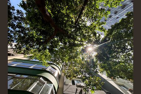 Apartamento para alugar com 55m², 2 quartos e sem vagaFachada