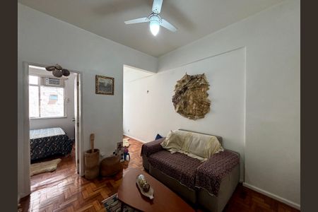 Apartamento para alugar com 55m², 2 quartos e sem vagaSala