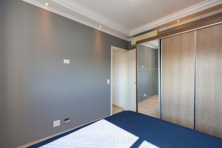 Apartamento à venda com 60m², 2 quartos e 1 vaga Apartamento à venda com 60m², 2 quartos e 1 vagaSuíte
