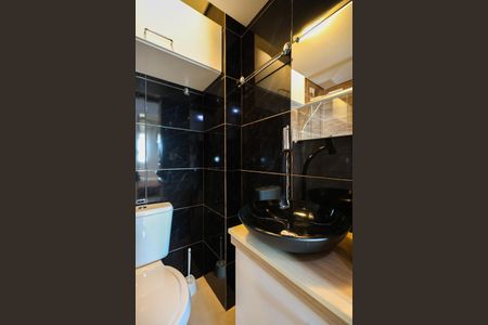 Apartamento à venda com 60m², 2 quartos e 1 vaga Apartamento à venda com 60m², 2 quartos e 1 vagaBanheiro