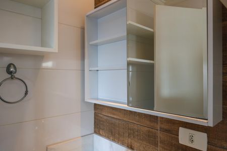 Apartamento à venda com 60m², 2 quartos e 1 vaga Apartamento à venda com 60m², 2 quartos e 1 vagaBanheiro da Suíte