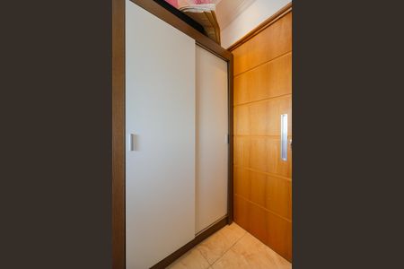 Apartamento à venda com 60m², 2 quartos e 1 vaga Apartamento à venda com 60m², 2 quartos e 1 vagaQuarto 2