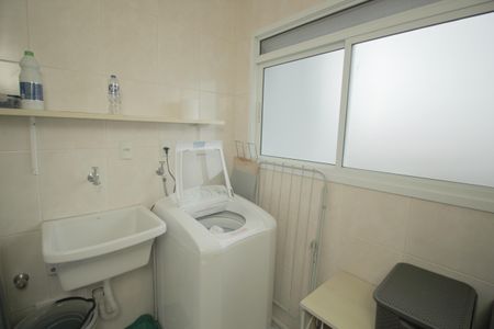 Apartamento para alugar com 55m², 2 quartos e 1 vagaÁrea de Serviço