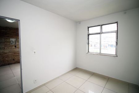 Quarto 1 de apartamento para alugar com 2 quartos, 50m² em Irajá, Rio de Janeiro