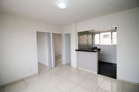 Sala de apartamento para alugar com 2 quartos, 50m² em Irajá, Rio de Janeiro